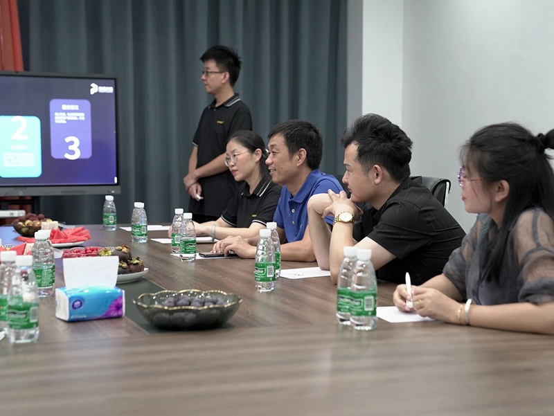 合作引领，创印未来！爱普生董事长一行到访OETY欧亿！